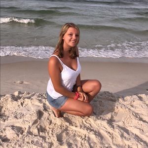 Meet your Posher, Molly